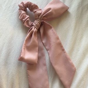 Urban outfitters pink checkered hair bow